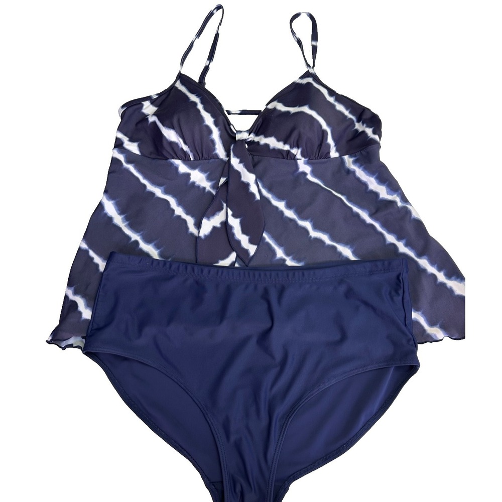 Avenue Tankini Set Womens 18 Navy Stripe Molded Bra Swimwear Fit XL Resort Coast